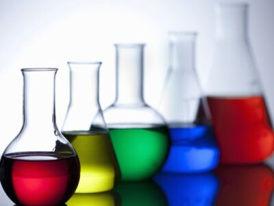 chemistry-glassware-56a12a083df78cf772680235